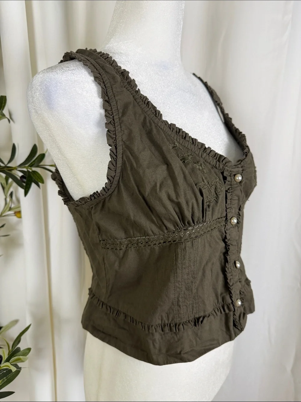 Free People Olive Green Ruffled Button Camisole Adjustable Tie Back Sz M (T6)